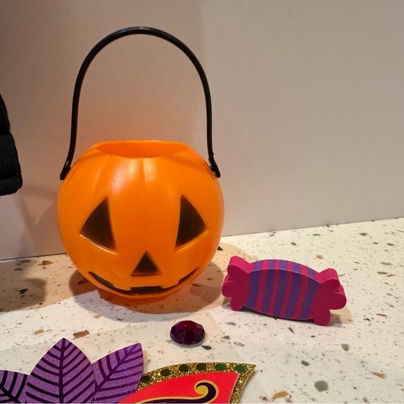 American Girl Doll Halloween Masks and Vintage Black Jumpsuit with Pumpkin Set - Picture 5 of 5